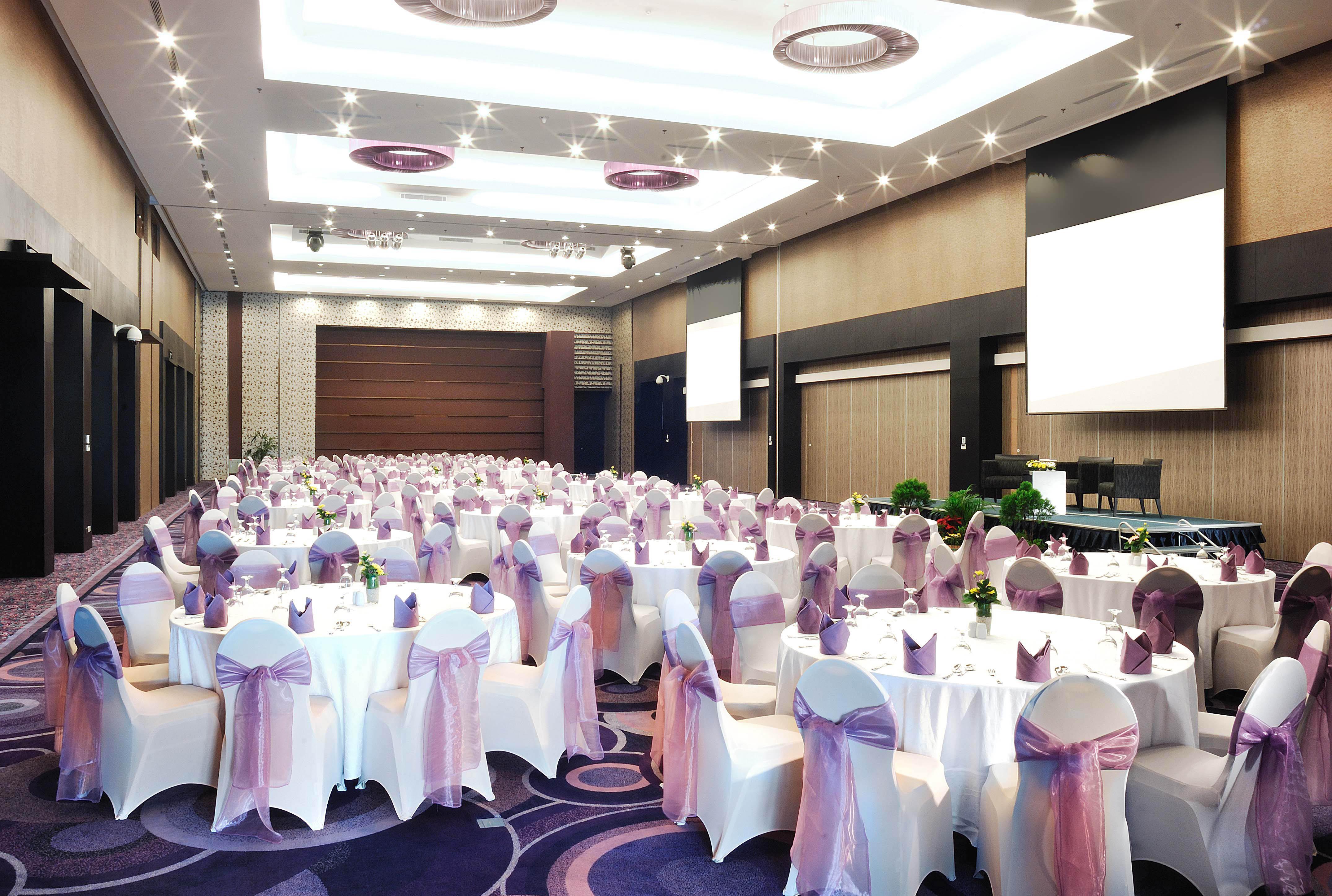 Holiday Inn Bandung Pasteur By Ihg Kültér fotó